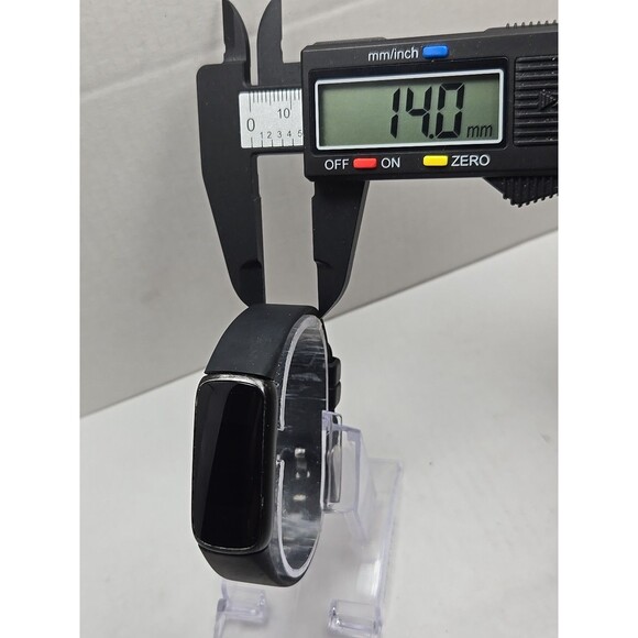 Fitbit Luxe Fitness Tracker FB422 Heart Rate Sleep SpO2 Waterproof Bluetooth GPS - Picture 6 of 11